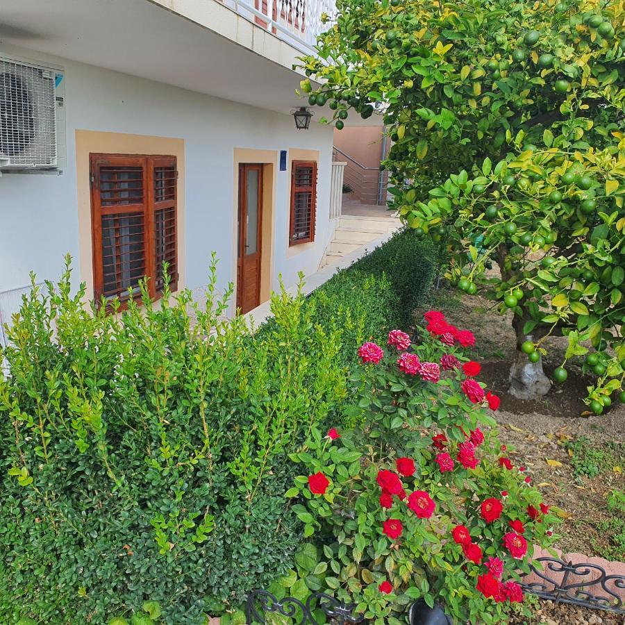Apartment Stipe Solin Esterno foto